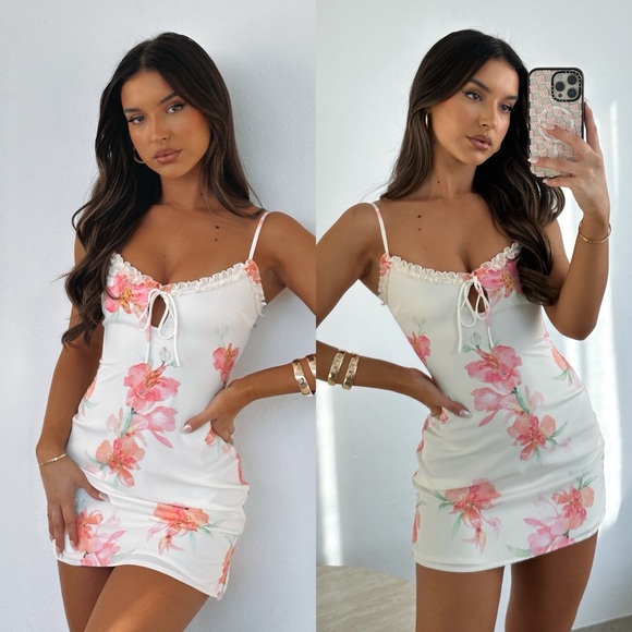 White Fox Boutique Dresses & Skirts - White Fox That One Friend Mini Dress, XS